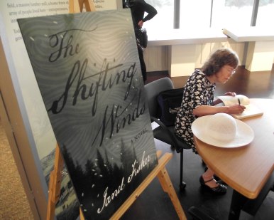 Fort Event Signing 4