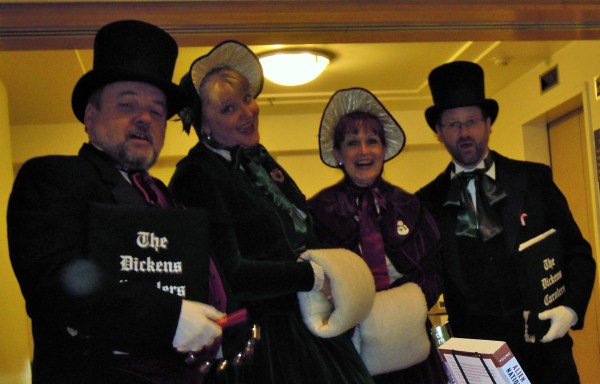 holiday-cheer-carolers-4